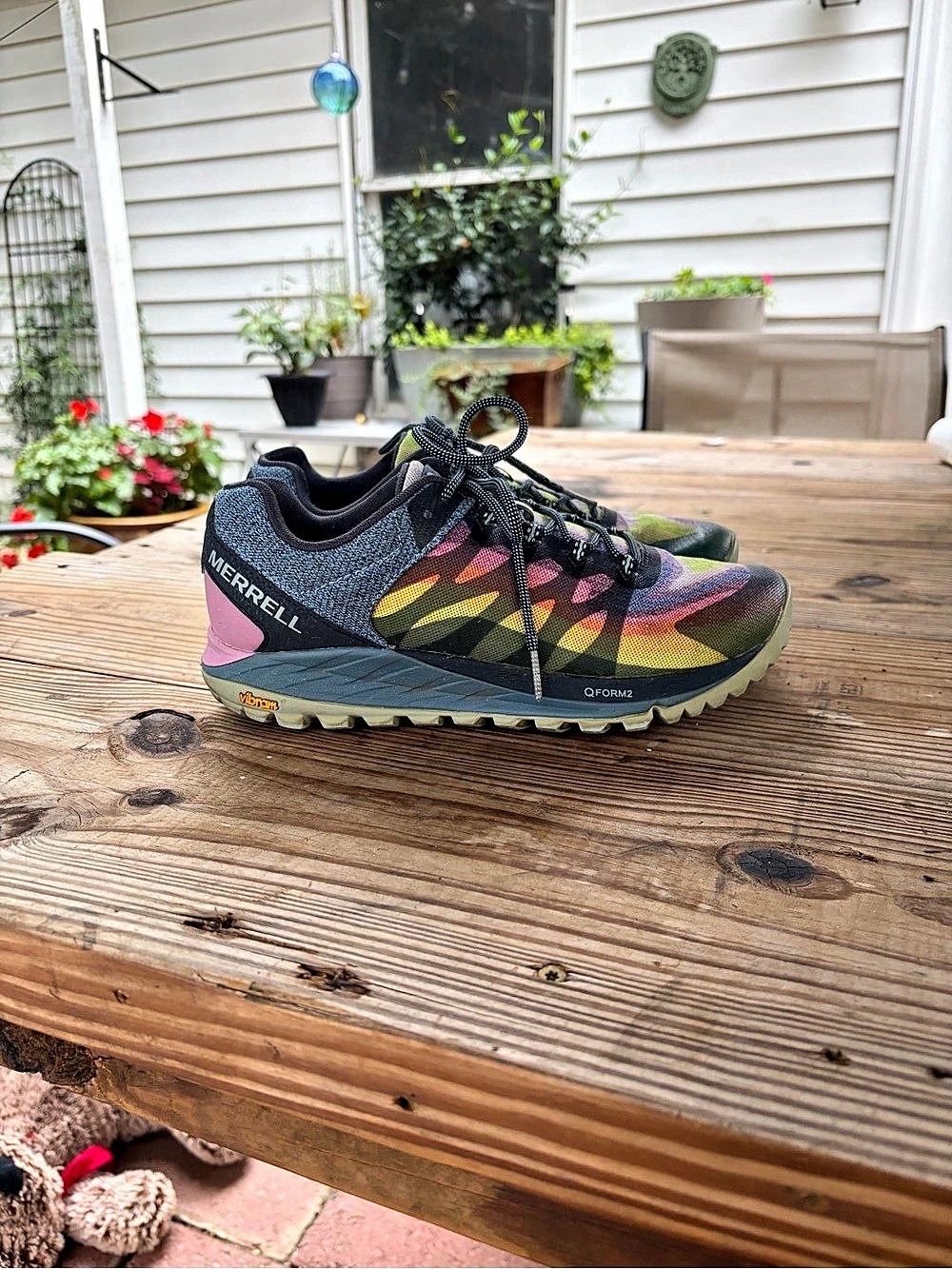 Merrell Antora 2 Rainbow Women’s 9 Vibram Trail Running Shoes J135430
